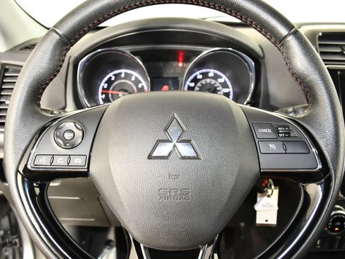 Used 2023 Mitsubishi Outlander Sport LE AWD/4WD image 19