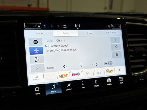 New 2026 Chrysler Pacifica Limited image 13