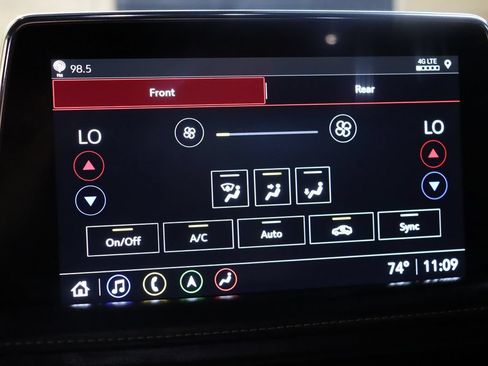 Used 2021 GMC Yukon XL SLT w/ SLT Premium Package RWD image 57