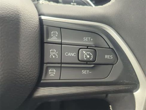 New 2025 Jeep Grand Cherokee Laredo image 26