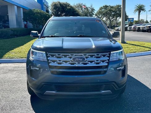 Used 2019 Ford Explorer XLT w/ Equipment Group 202A image 2