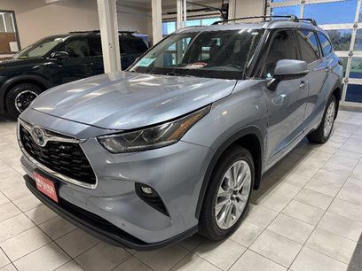 Used 2022 Toyota Highlander Limited