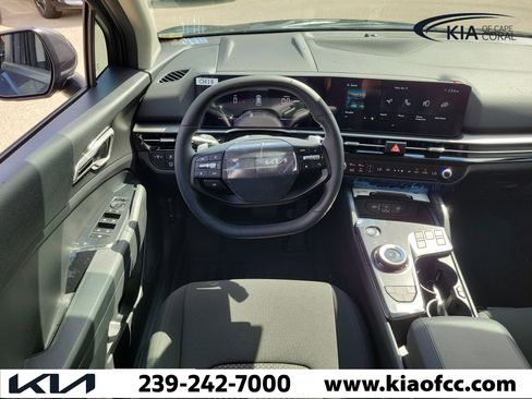 New 2026 Kia Sportage LX image 16