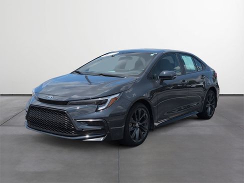 Certified 2025 Toyota Corolla SE FWD image 2