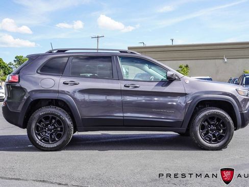 Used 2021 Jeep Cherokee Trailhawk w/ Sun, Sound & Nav Group AWD/4WD image 24