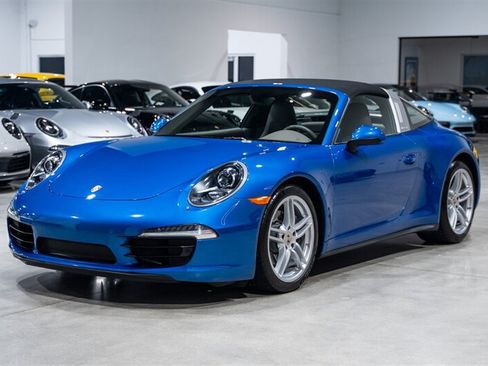 Used 2015 Porsche 911 Targa 4 AWD/4WD image 11
