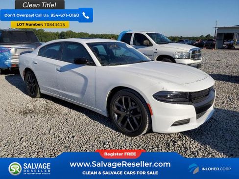 Used 2023 Dodge Charger SXT w/ Blacktop Package image 5