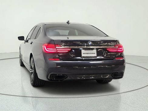 Used 2019 BMW 740i w/ M Sport Package RWD image 6