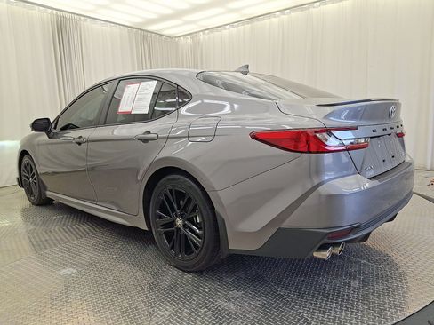 Used 2025 Toyota Camry SE w/ Convenience Package FWD image 25