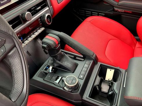 Used 2025 Toyota Tacoma TRD Pro image 18