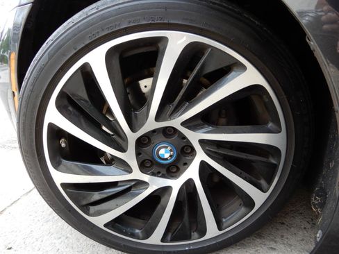 Used 2016 BMW i8 AWD/4WD image 20