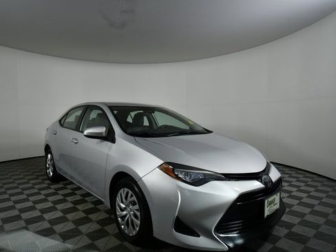 Used 2017 Toyota Corolla L image 8