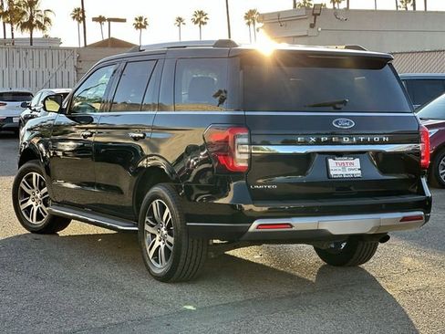Used 2023 Ford Expedition Limited image 6