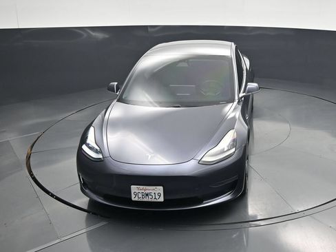 Used 2020 Tesla Model 3 Long Range AWD/4WD image 32