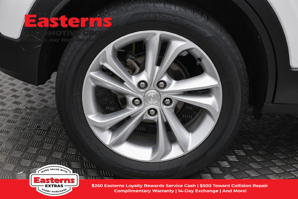Used 2023 Buick Encore GX Preferred w/ Cold Weather Comfort Package FWD image 9