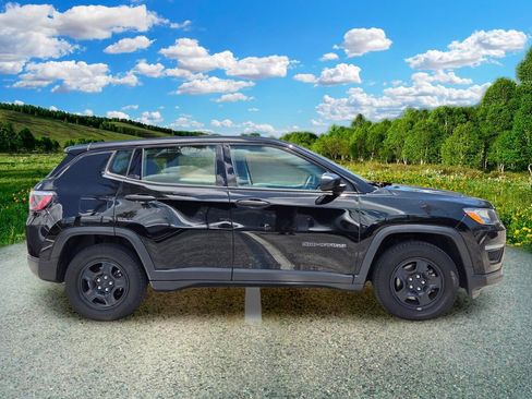 Used 2018 Jeep Compass Sport FWD image 7