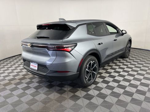 New 2026 Chevrolet Equinox EV LT image 14