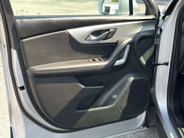 Used 2020 Chevrolet Blazer LT FWD image 29