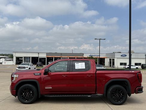 Used 2021 GMC Sierra 1500 Elevation w/ X31 Off-Road Package AWD/4WD image 3