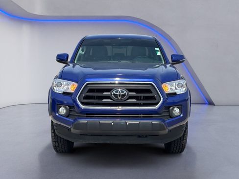 Used 2022 Toyota Tacoma SR5 w/ Technology Package image 8