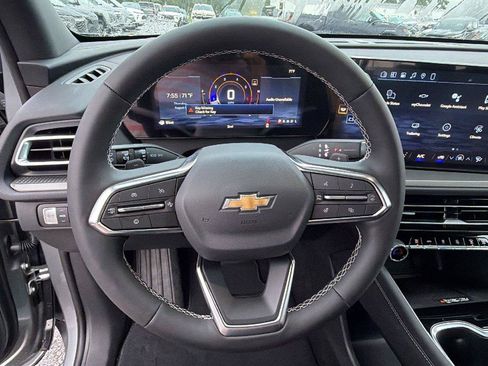 New 2026 Chevrolet Traverse LT w/ Driver Confidence Package FWD image 21