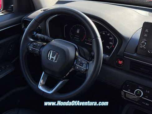 Certified 2025 Honda Pilot EX-L image 17