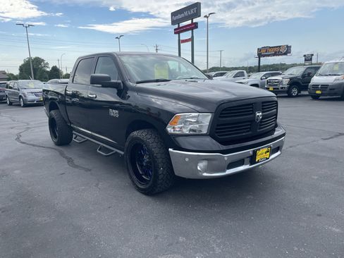 Used 2018 RAM 1500 Big Horn AWD/4WD image 2