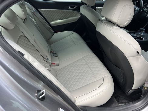 Used 2025 Genesis G70 3.3T Advanced w/ Sport Prestige Package RWD image 13