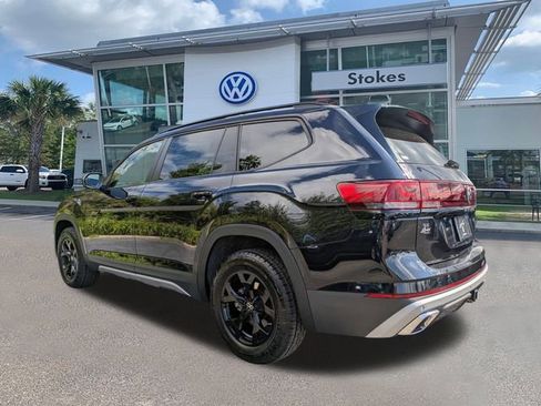New 2026 Volkswagen Atlas Peak Edition image 6