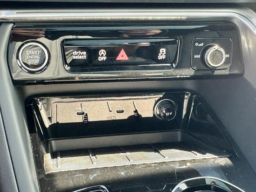 New 2026 Audi Q5 2.0T AWD/4WD image 16
