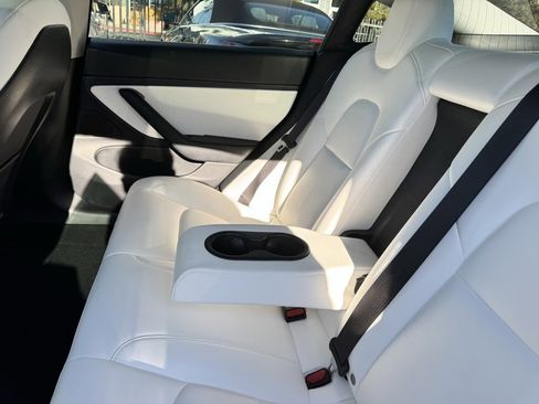 Used 2021 Tesla Model 3 Long Range image 29