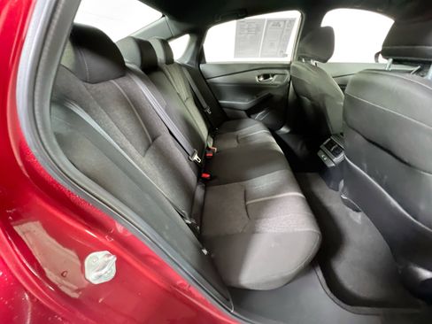 Used 2025 Honda Accord Sport image 25