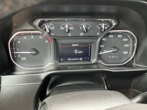 Used 2021 GMC Sierra 2500 SLE w/ SLE Value Package; AWD/4WD image 16