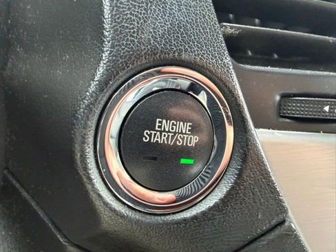 Used 2018 GMC Yukon XL SLT image 26