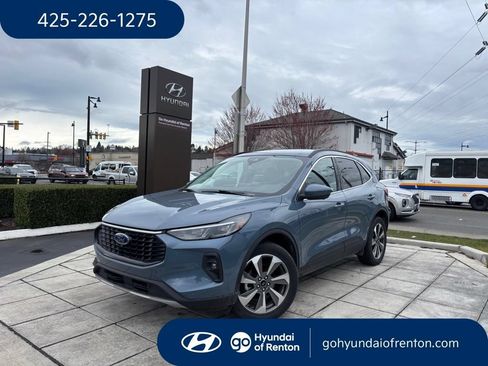 Used 2024 Ford Escape Platinum AWD/4WD image 1