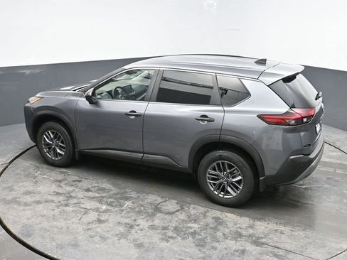 Used 2023 Nissan Rogue S image 25