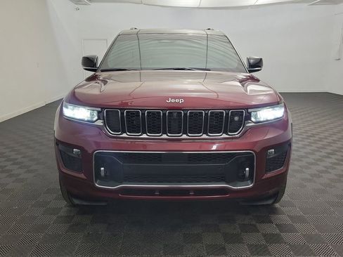 Used 2024 Jeep Grand Cherokee L Overland w/ Advanced Protech Group III image 5