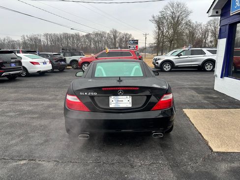 Used 2013 Mercedes-Benz SLK 250 image 6