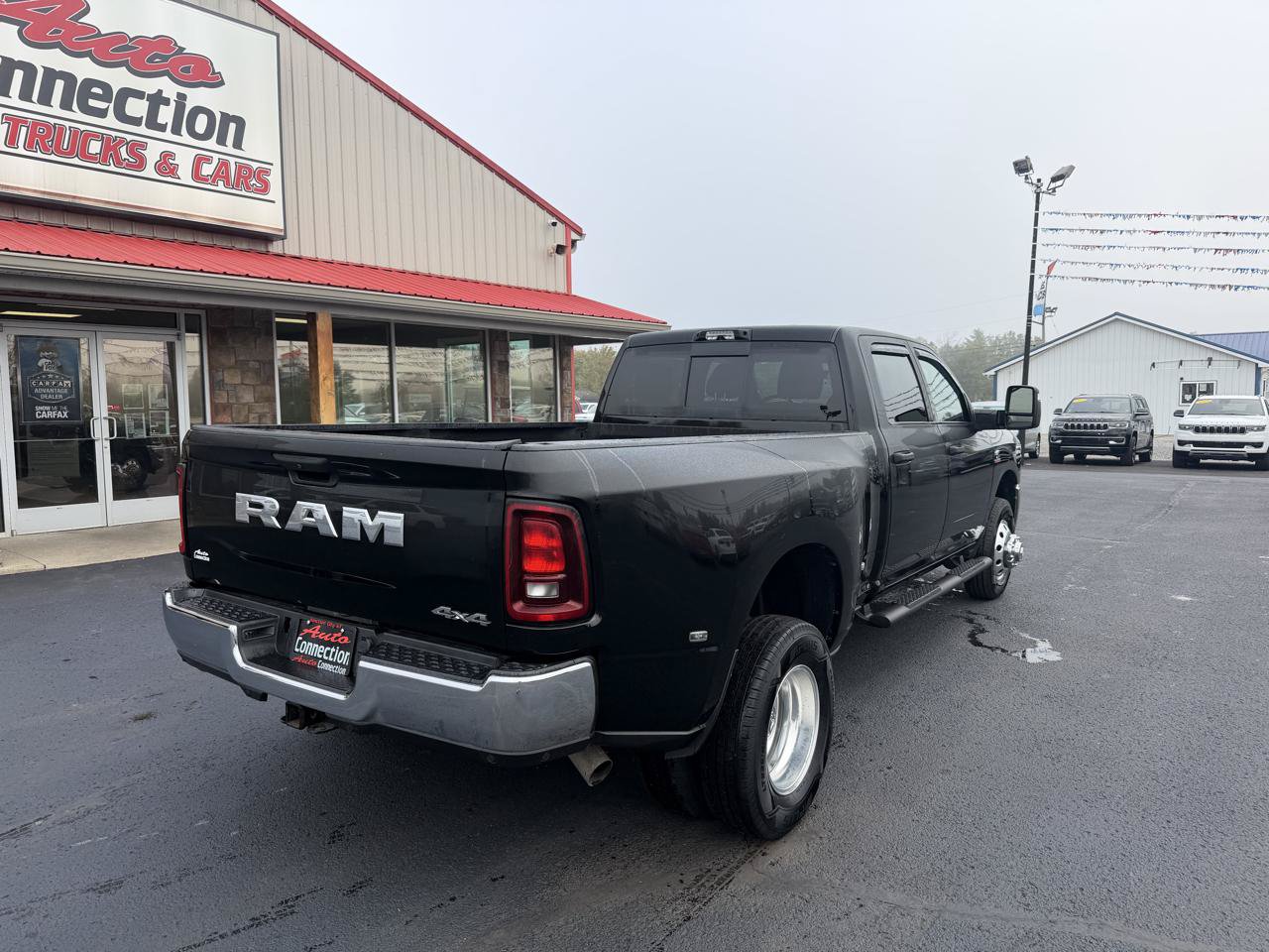 Used 2025 RAM 3500 Tradesman AWD/4WD image 4