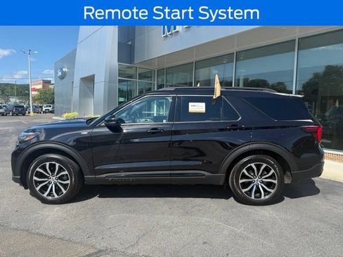 Certified 2026 Ford Explorer ST-Line AWD/4WD image 4
