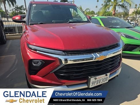 Used 2025 Chevrolet TrailBlazer LT FWD image 9
