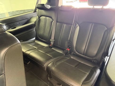 Used 2024 Jeep Wagoneer L Series III w/ Flexible Seating Group AWD/4WD image 65