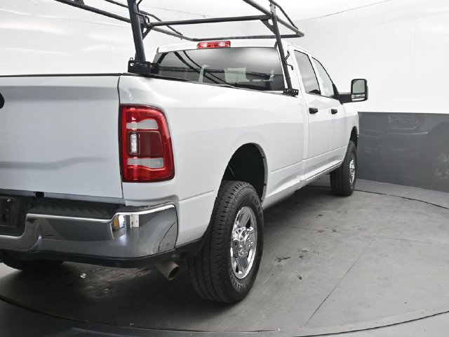 Used 2024 RAM 2500 Tradesman w/ Chrome Appearance Group AWD/4WD image 7