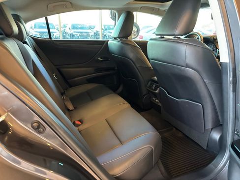 Used 2023 Lexus ES 350 w/ Premium Package image 33