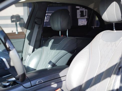Used 2020 Mercedes-Benz S 560 4MATIC Sedan image 15