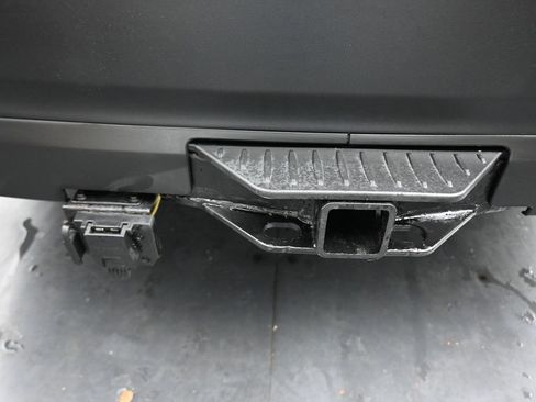 Used 2019 Toyota Highlander XLE image 64