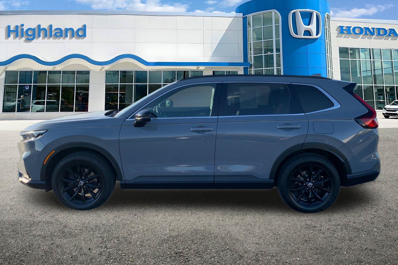 Used 2025 Honda CR-V Sport image 2