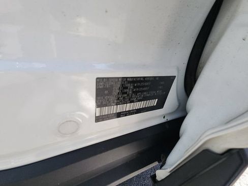 Used 2022 Toyota RAV4 LE AWD/4WD image 25