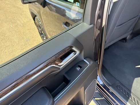 Used 2022 GMC Sierra 1500 Elevation image 19