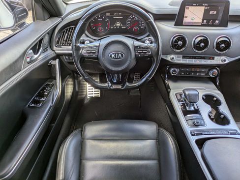 Used 2019 Kia Stinger GT2 AWD/4WD image 4